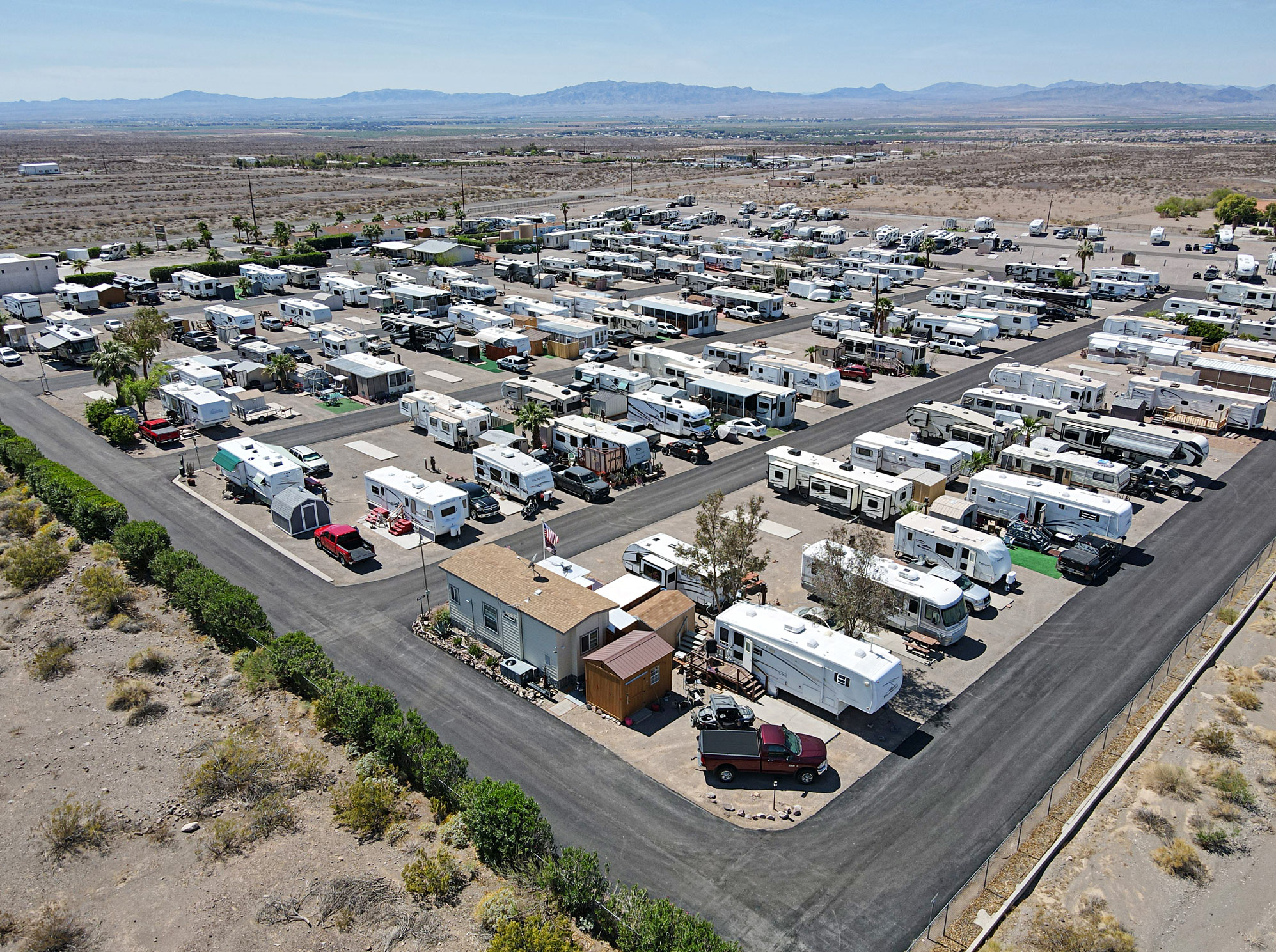 Crossroads RV Park Mohave Valley - Honest RV Parks and Resorts